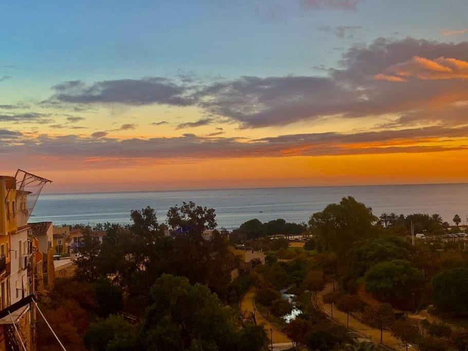Preciosa Casa En Vilajoyosa Con Vistas Al Mar En Las Casas Colgantes Del Casco Antiguo Ла-Віла-Джойоза Екстер'єр фото